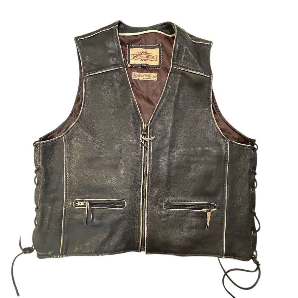 Milwaukee Men's 2XL Black Leather Biker Vest Vintage Motorcycle Style